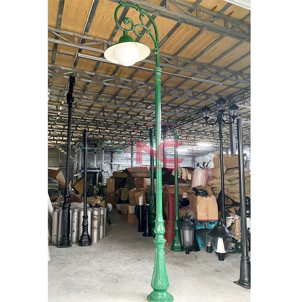 cột đèn trang trí 1 bóng dc09, Cột đèn sân vườn 1 bóng