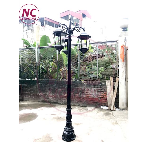 cột đèn 14, đèn sân vườn 3 bóng