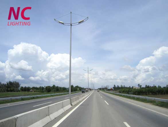 Cột đèn đường cao áp kiểu cánh buồm NC LIGHTING