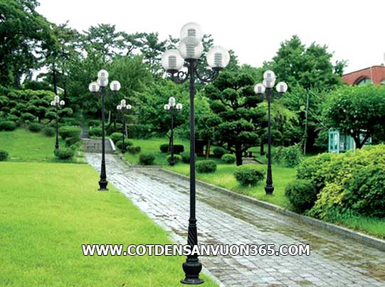 Đèn trang trí sân vườn bóng cầu sọc