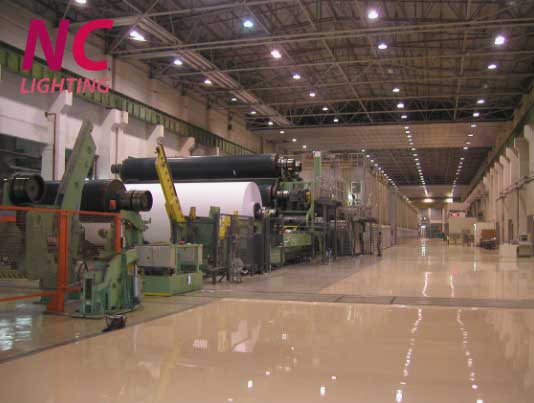 den-led-chieu-sang-nha-xuong