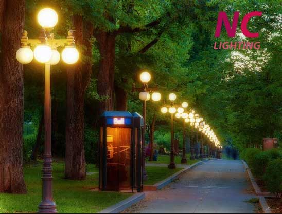 Cột đèn trang trí sân vườn, công viên, dải phân cách