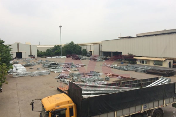 Cột Đèn Giàn Nâng Hạ 17m Cột đèn sân vườn 365