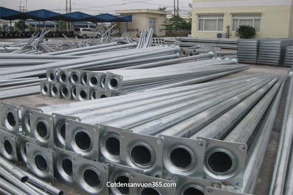 Cot den cao ap 7m tron con