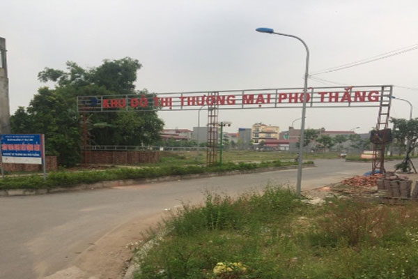 Cot den chieu sang 8m lien can don