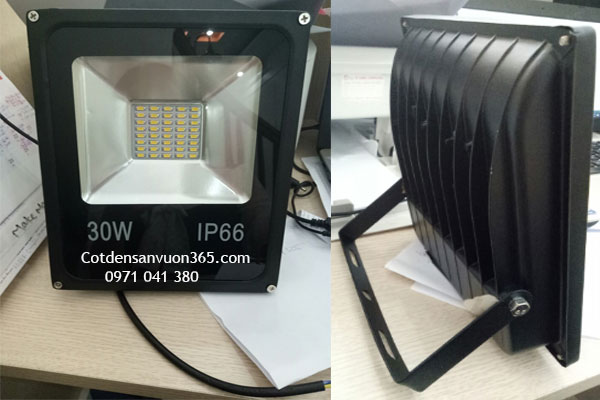 Hình ảnh đèn pha led 30W bảo hành 30 tháng