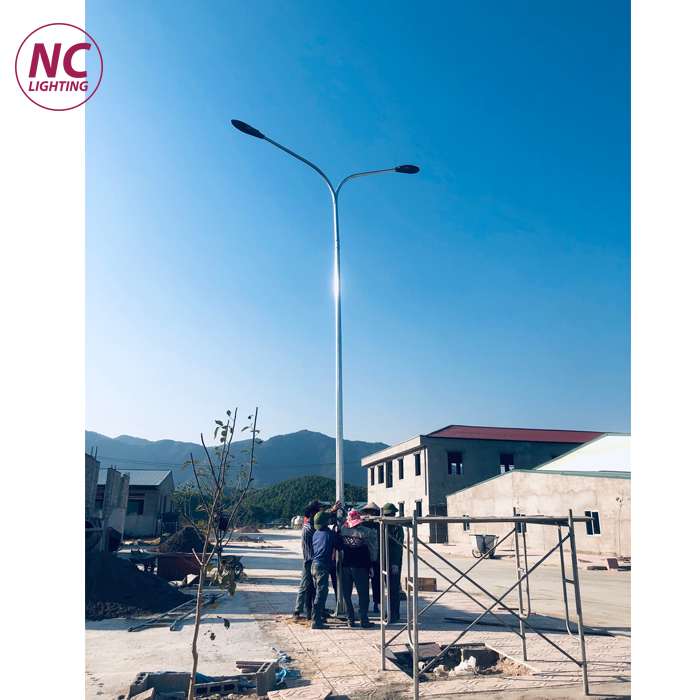 Cột đèn đường thép kiểu liền cần