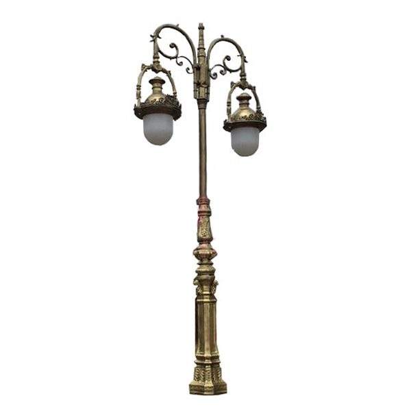 Cột đèn sân vườn sư tử