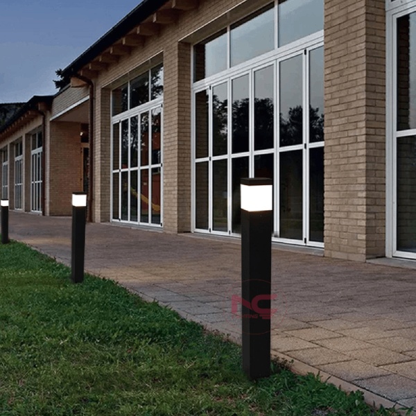 đèn nấm vuông đầu nhựa trong DN20