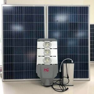 đèn đường năng lượng mặt trời lnc84