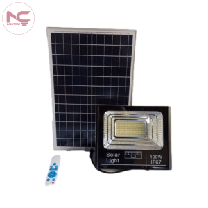 Mẫu đèn pha năng lượng mặt trời pnc-31