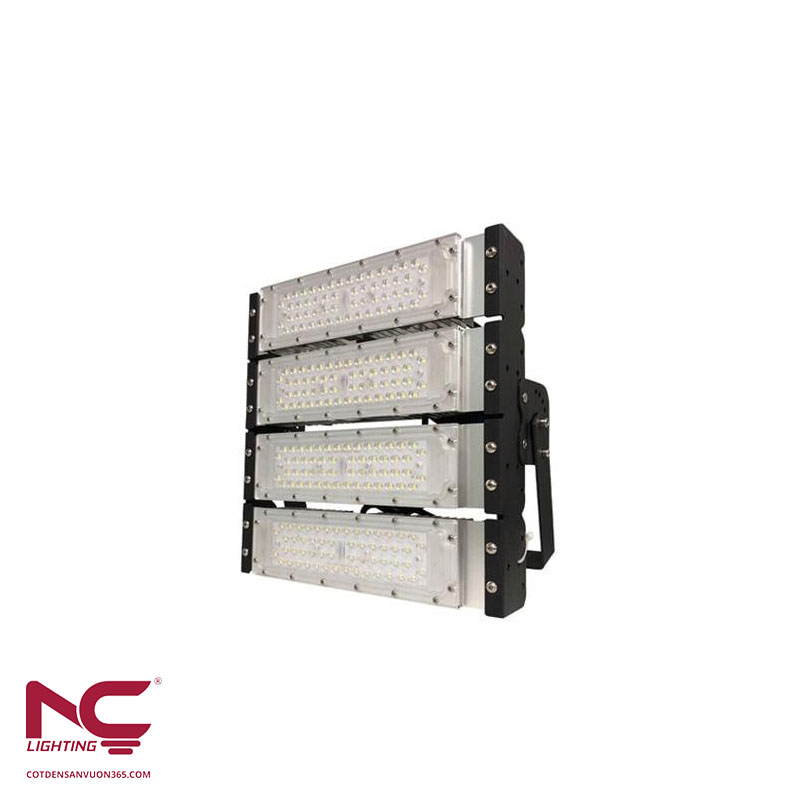 Đèn Pha Led PNC33 200W 6 Đèn Pha Led PNC33 200W