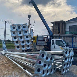 cot-den-san-vuon-365