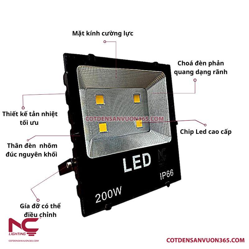 Đèn Pha Led PNC-20 P=200W 4 Đèn Pha led 200W PNC 20